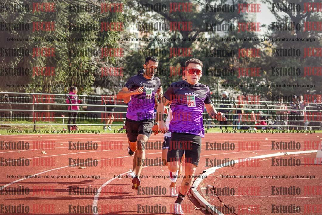 Fotos de los 800 m llanos de varones
