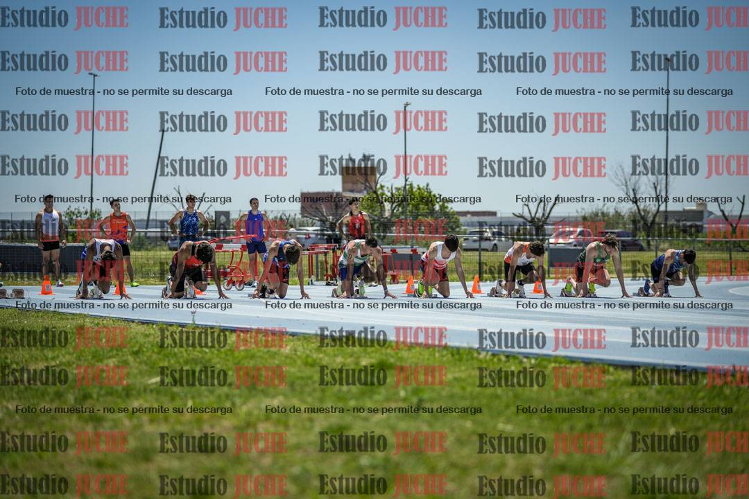 Fotos de los 100 m llanos de varones