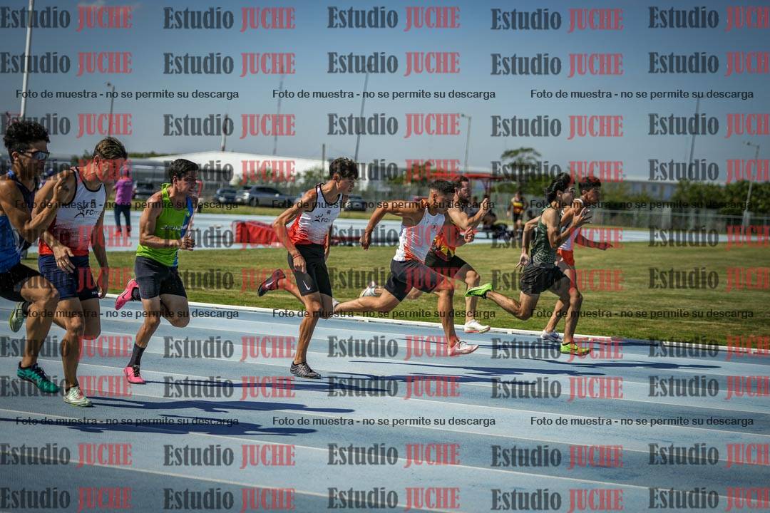 Fotos de los 100 m llanos de varones
