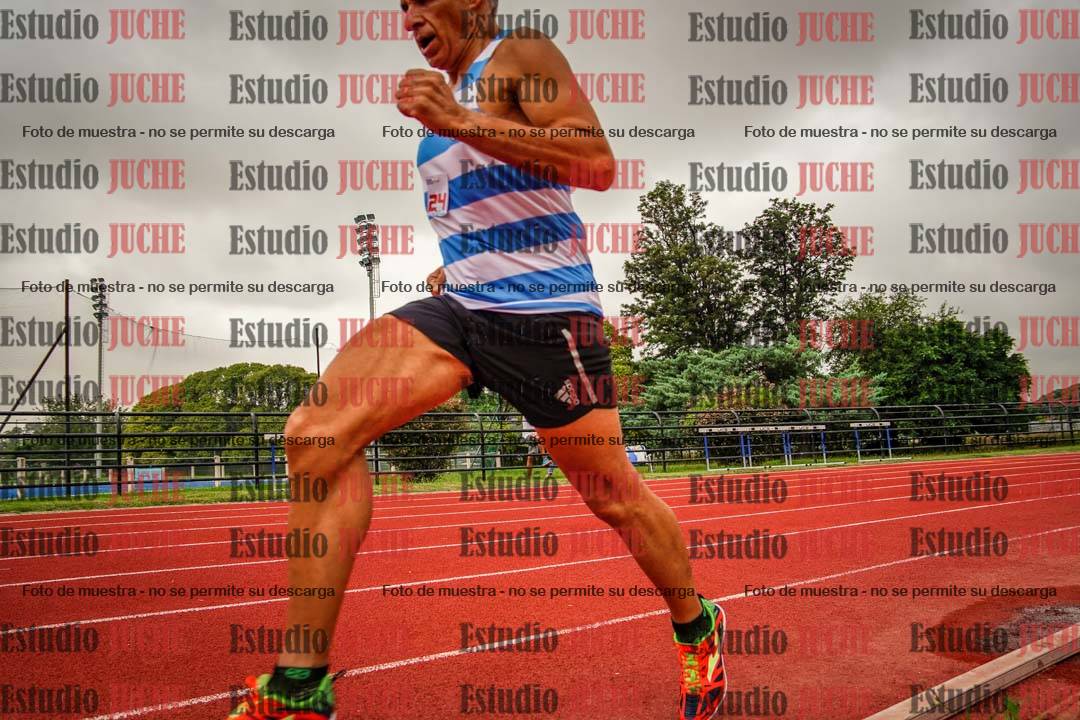 Fotos de los 800 m llanos de varones
