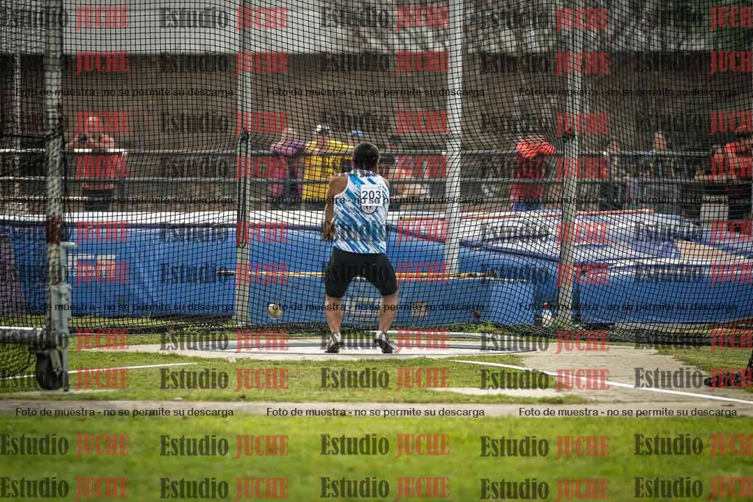 Fotos del lanzamiento de martillo de varones
