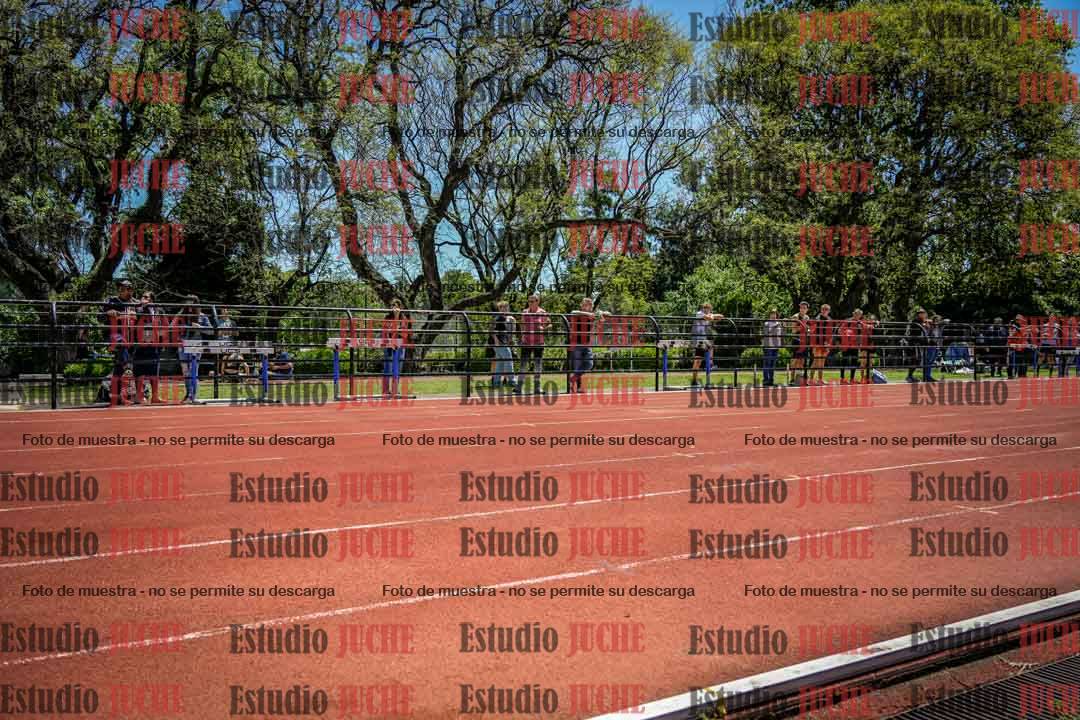 Fotos de los 100 m llanos de varones