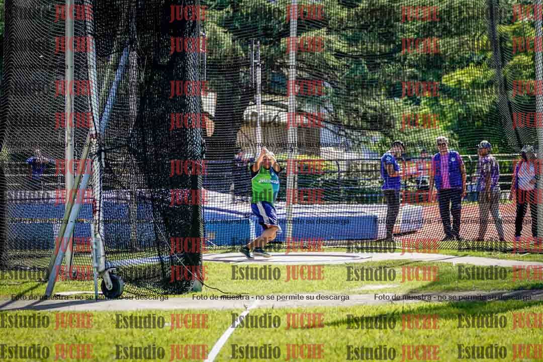 Fotos del lanzamiento de martillo de varones
