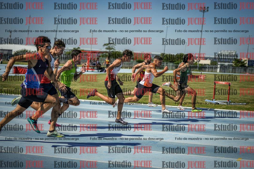 Fotos de los 100 m llanos de varones