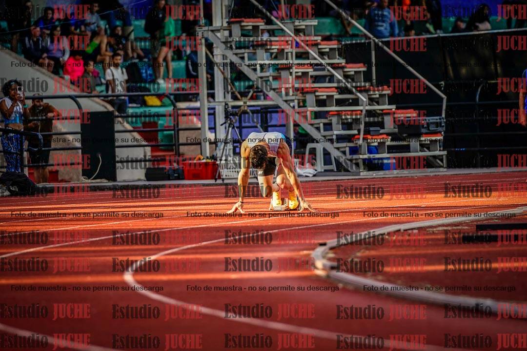 Fotos de los 400 m llanos de varones