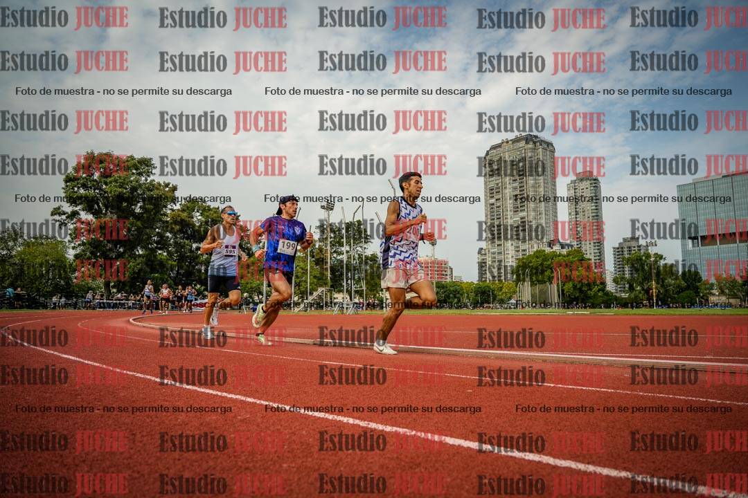 Fotos de los 3000 m llanos de varones