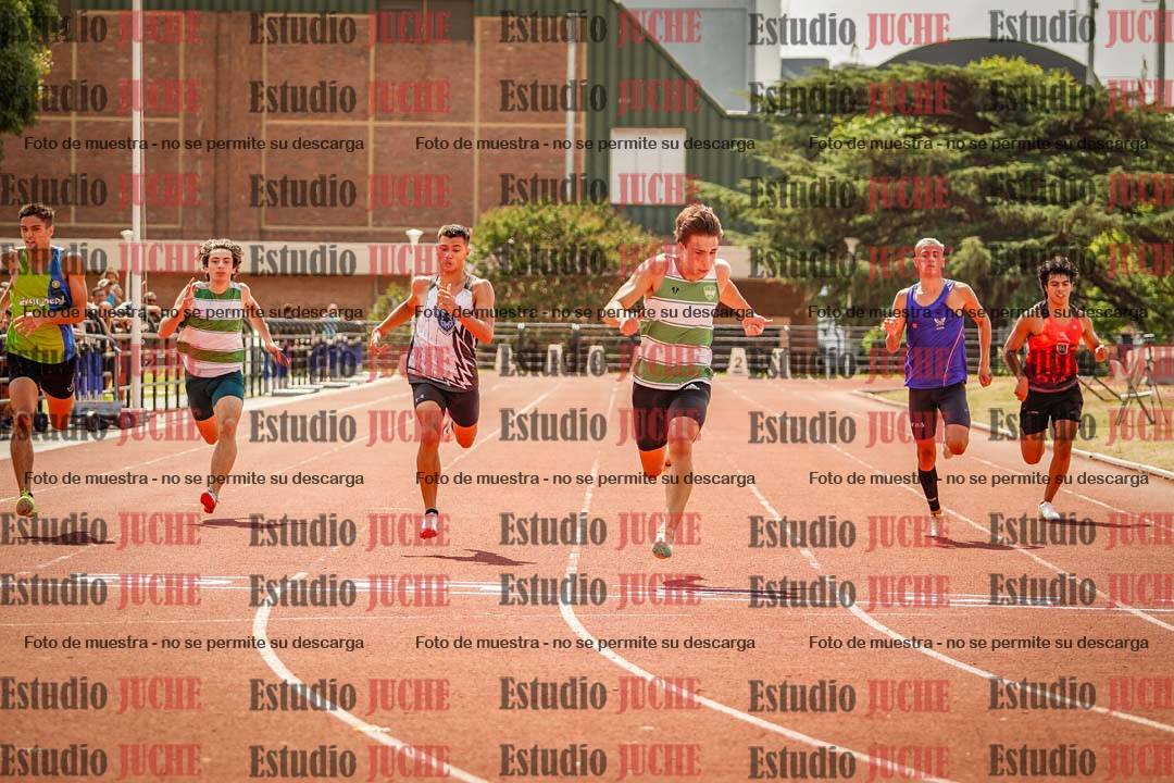 Fotos de los 200 m llanos de varones