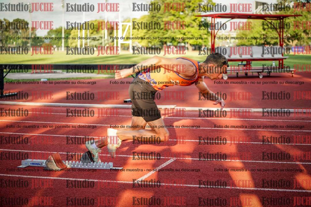 Fotos de los 400 m llanos de varones