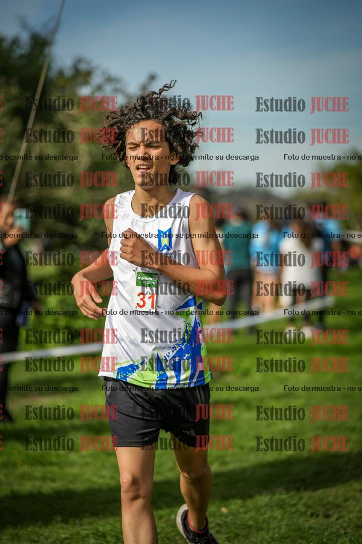 Fotos de la llegada del cross de 2000 m