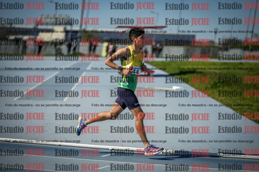 Fotos de los 5000 m llanos de mujeres y varones