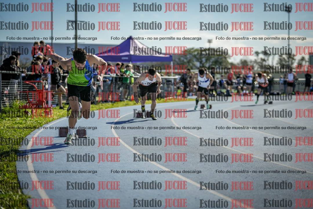 Fotos de los 400 m llanos de varones