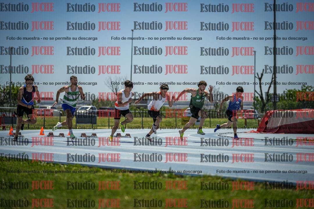 Fotos de los 100 m llanos de varones