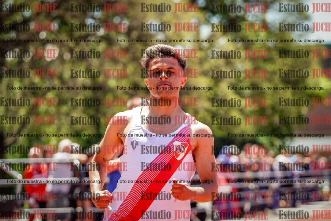 Fotos de los 100 m llanos de varones
