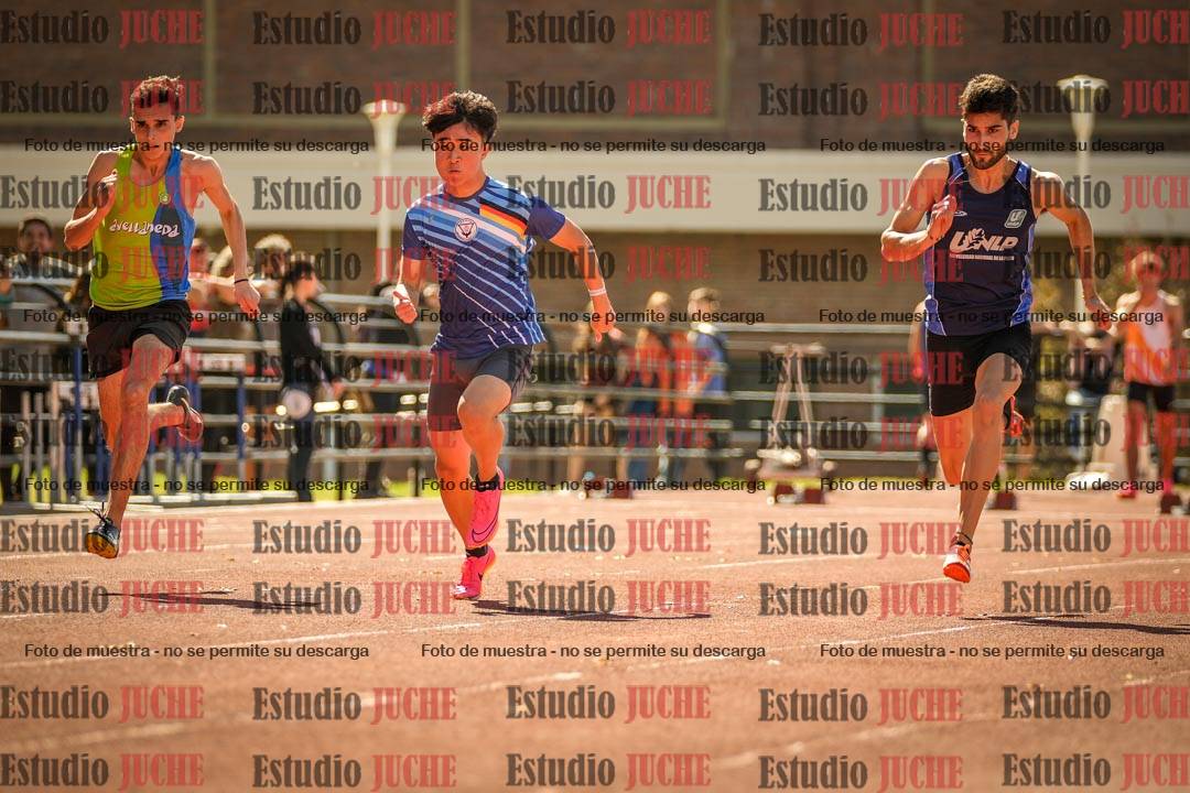 Fotos de los 100 m llanos de varones