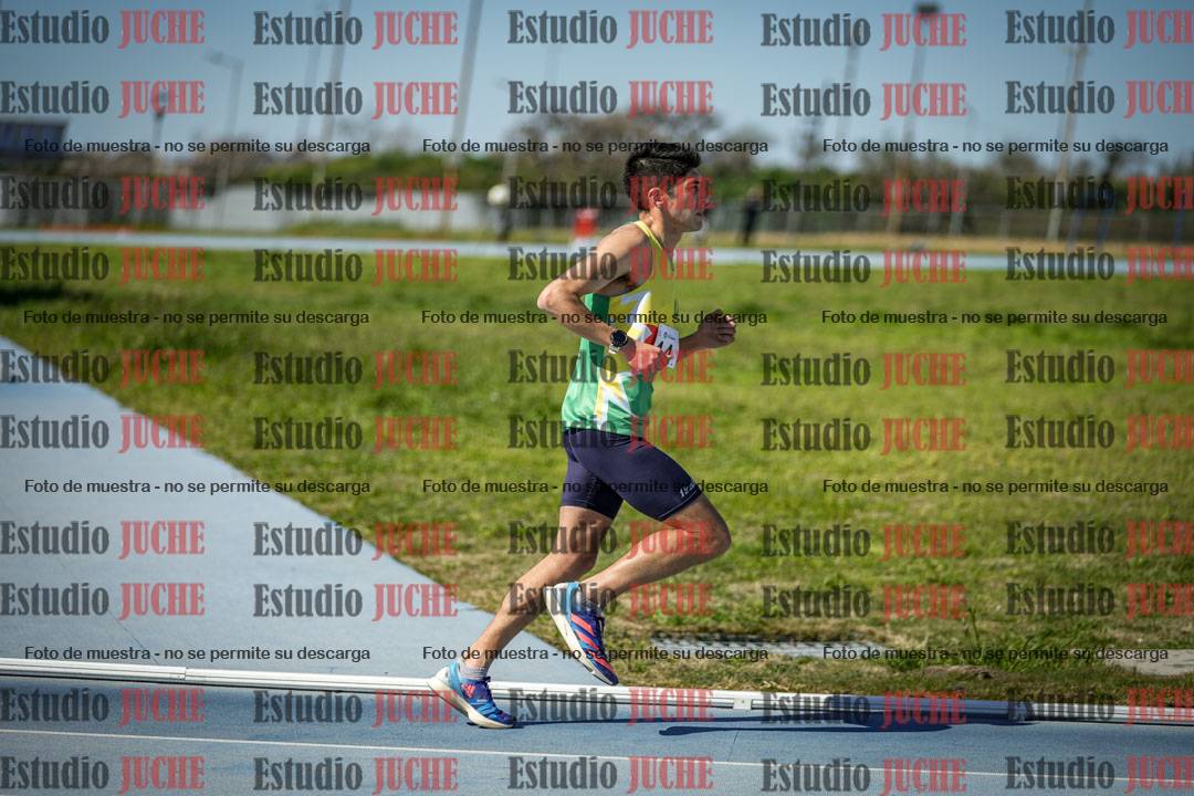 Fotos de los 5000 m llanos de mujeres y varones