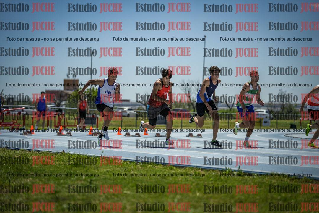 Fotos de los 100 m llanos de varones