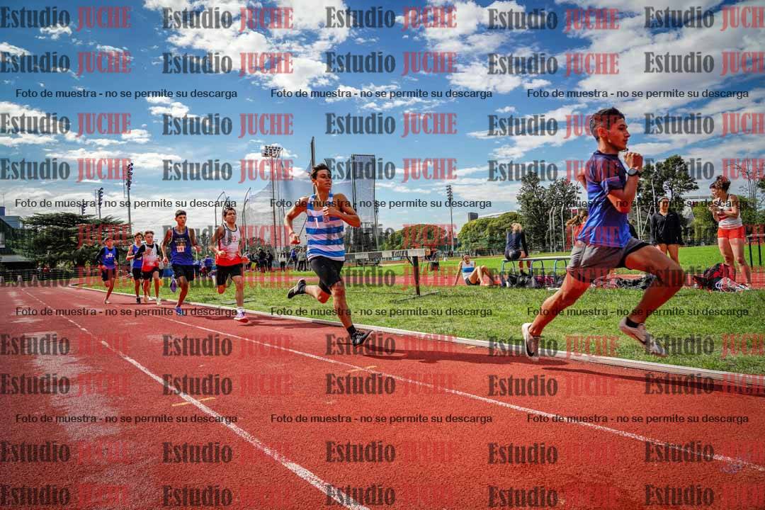 Fotos de los 600 m llanos de varones