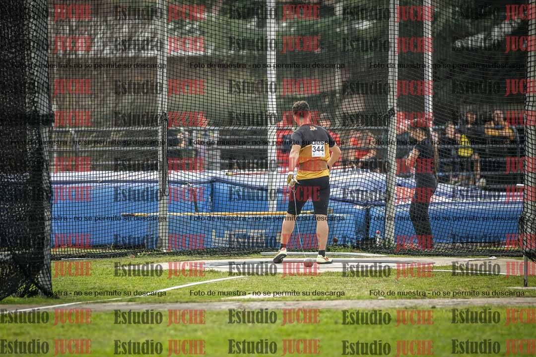 Fotos del lanzamiento de martillo de varones
