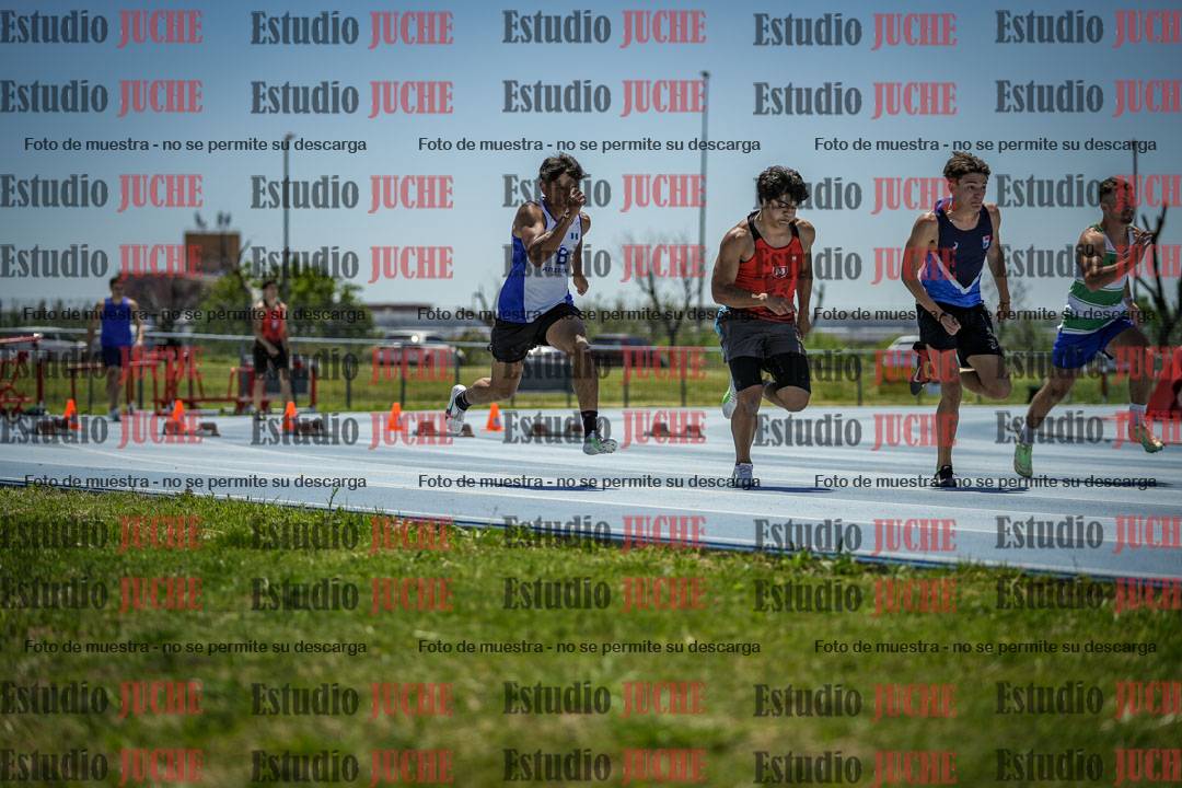 Fotos de los 100 m llanos de varones