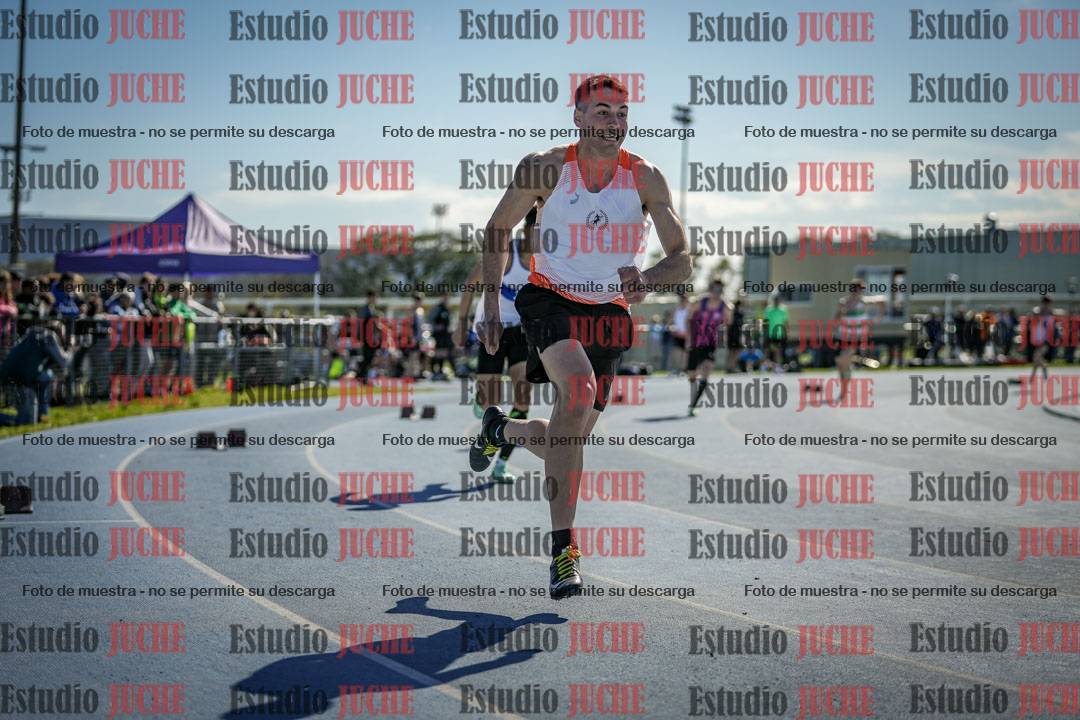 Fotos de los 400 m llanos de varones
