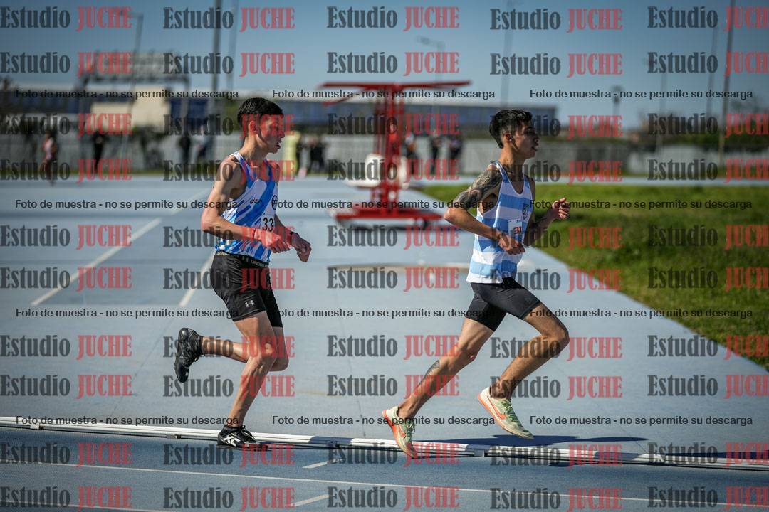 Fotos de los 5000 m llanos de mujeres y varones