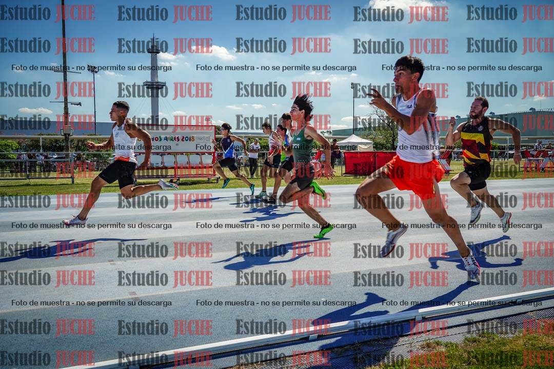 Fotos de los 100 m llanos de varones