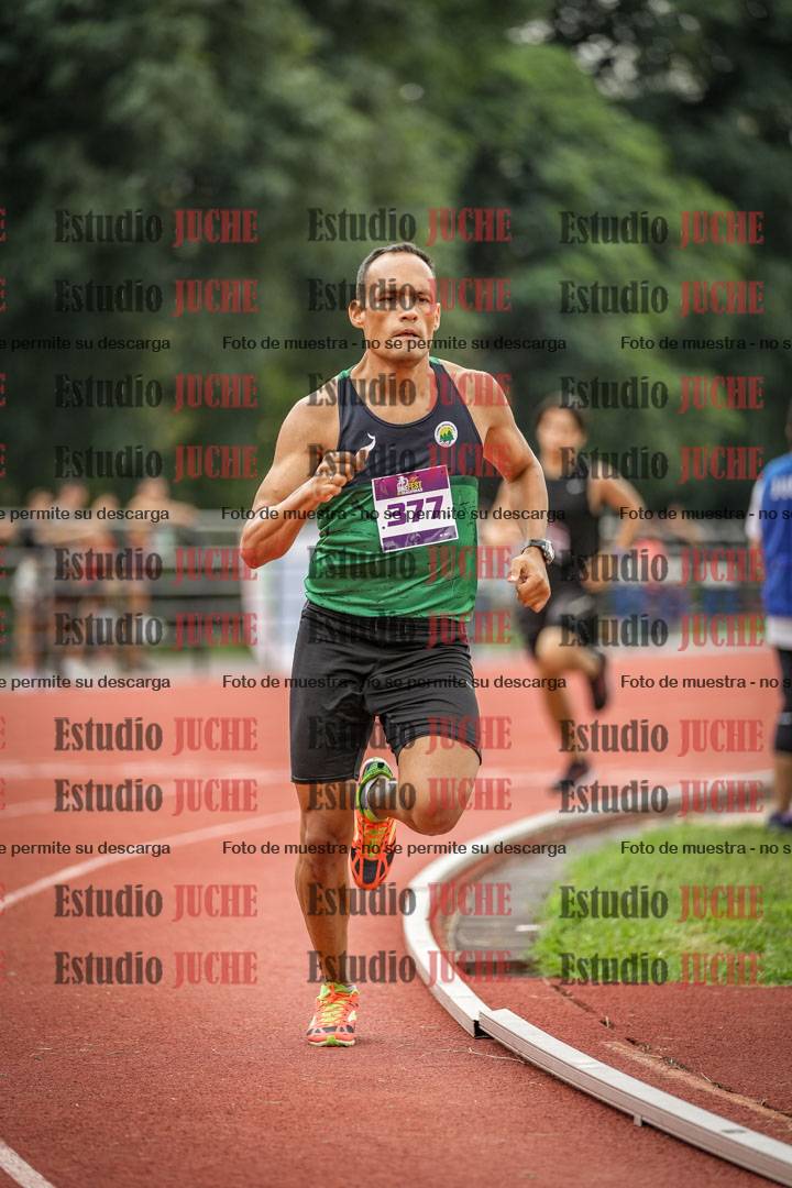 Fotos de los 800 m llanos de varones