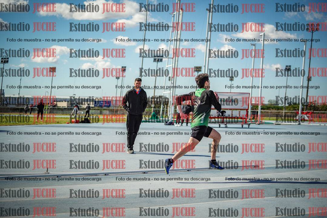 Fotos de los 800 m llanos de varones