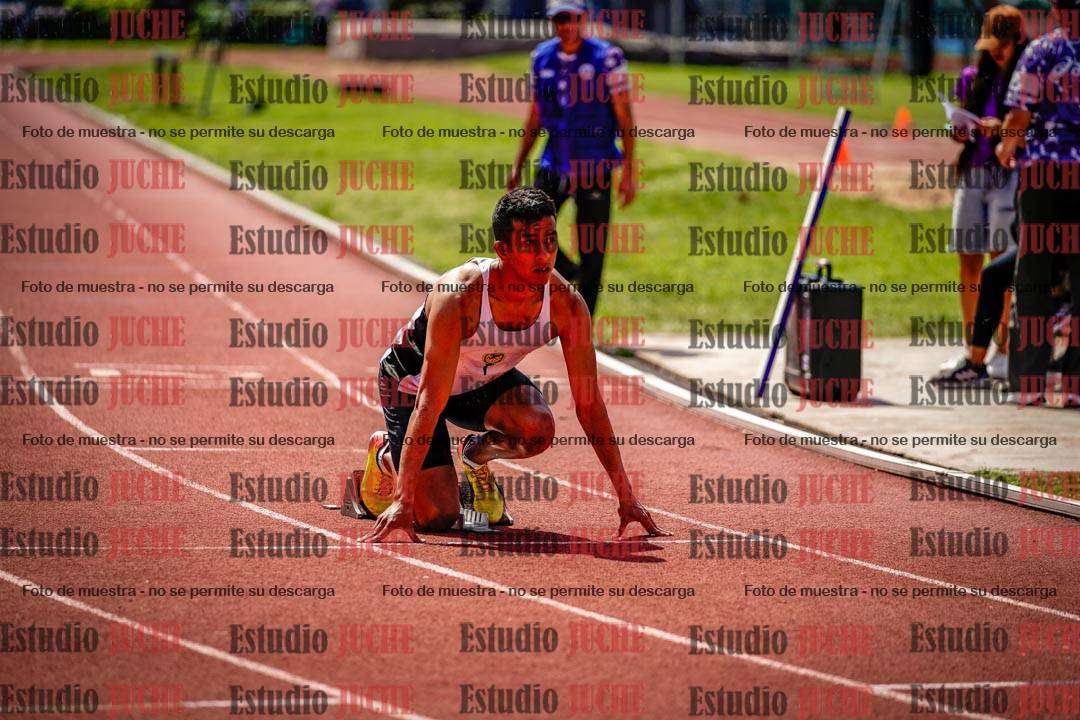 Fotos de los 400 m llanos de varones