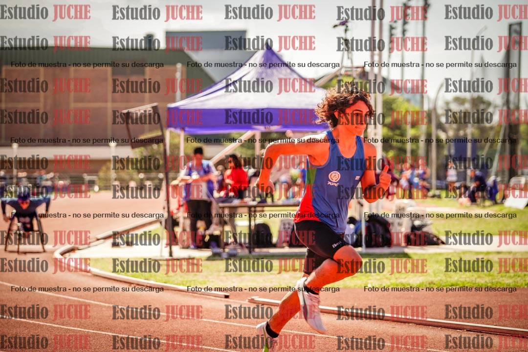 Fotos de los 400 m llanos de varones