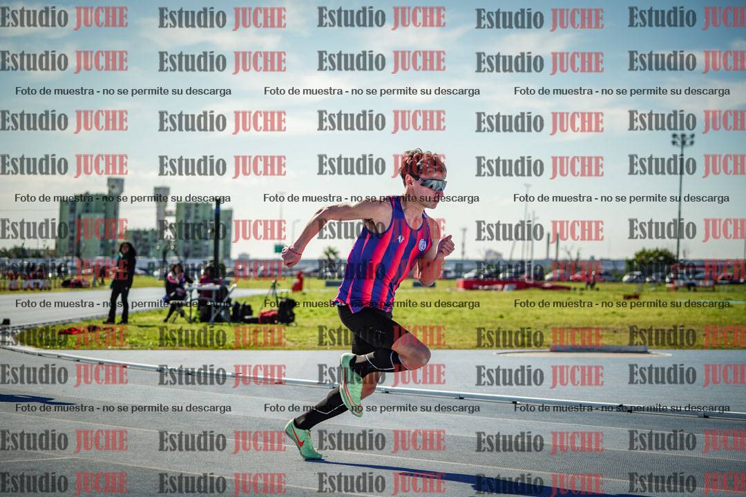 Fotos de los 400 m llanos de varones
