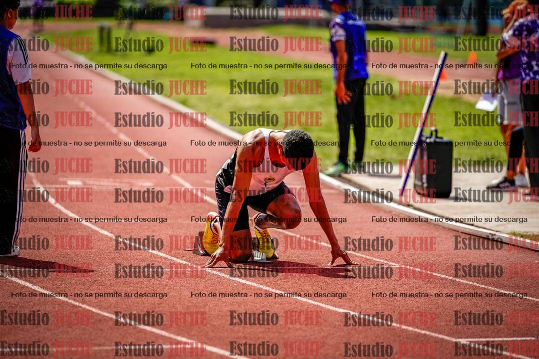 Fotos de los 400 m llanos de varones