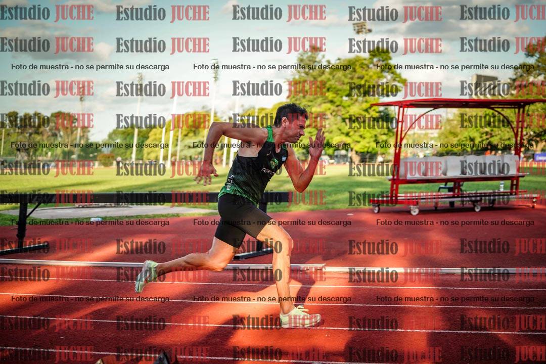 Fotos de los 400 m llanos de varones