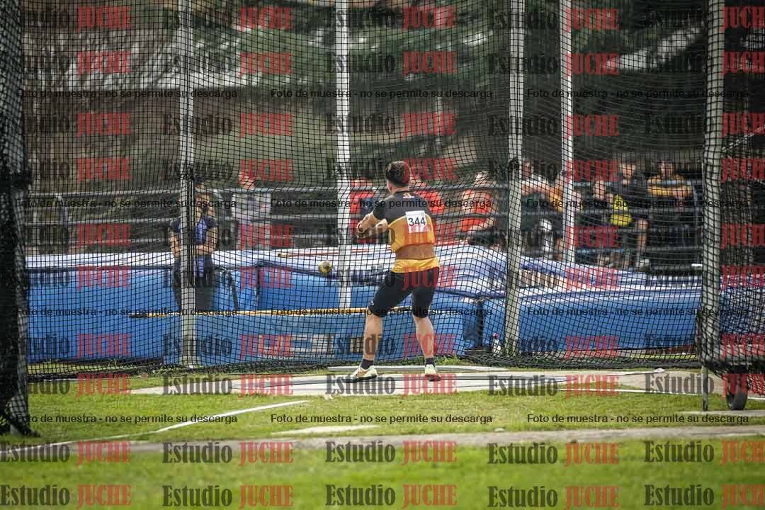 Fotos del lanzamiento de martillo de varones