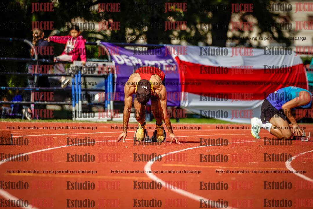 Fotos de los 200 m llanos de varones