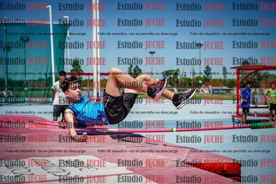 Fotos del salto en alto de varones - U14