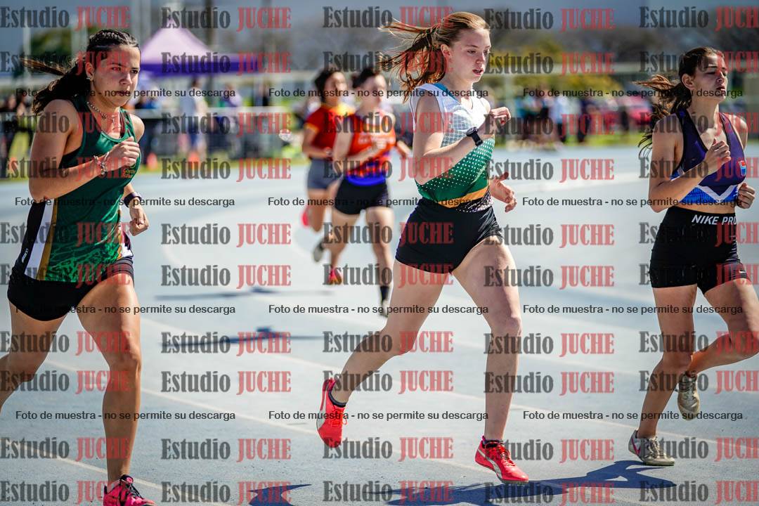 Fotos de los 800 m llanos de mujeres - heptatlón 7