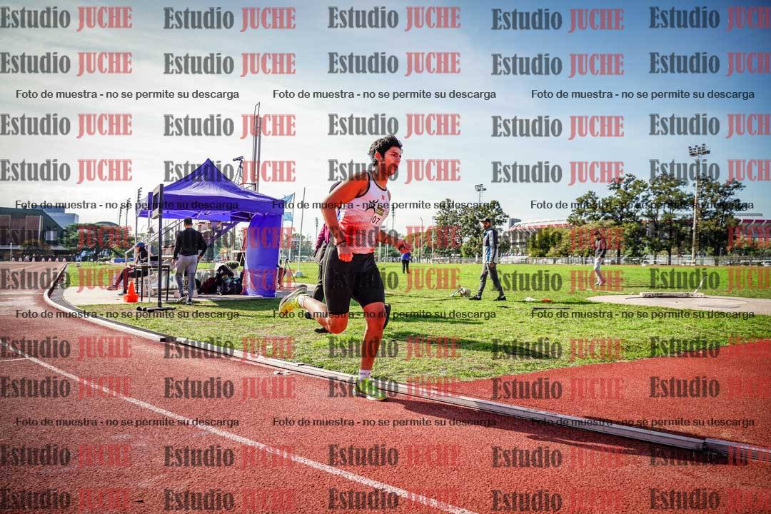 Fotos de los 800 m llanos de varones