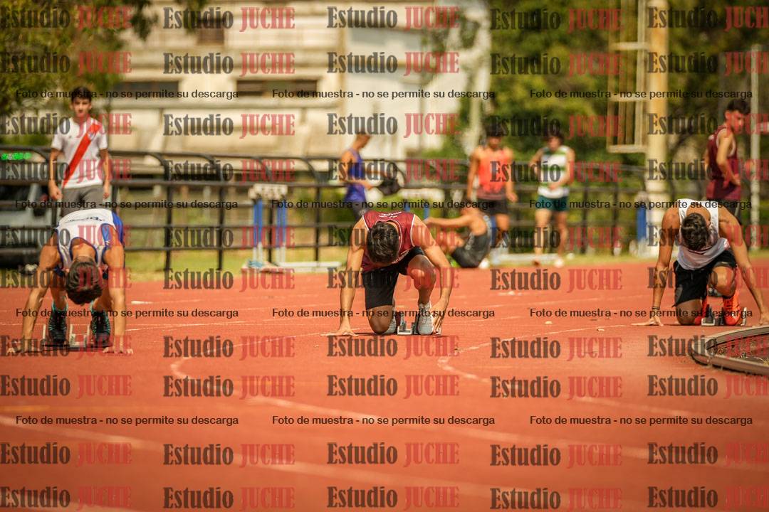 Fotos de los 200 m llanos de varones