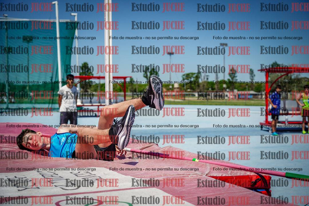 Fotos del salto en alto de varones - U14
