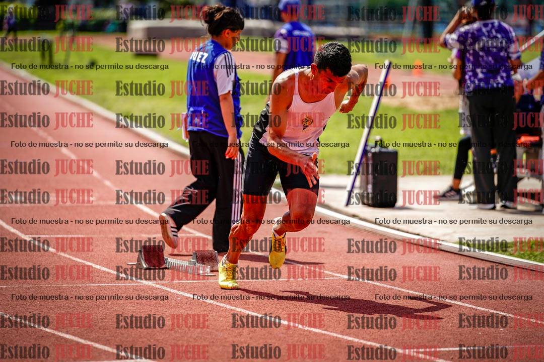 Fotos de los 400 m llanos de varones