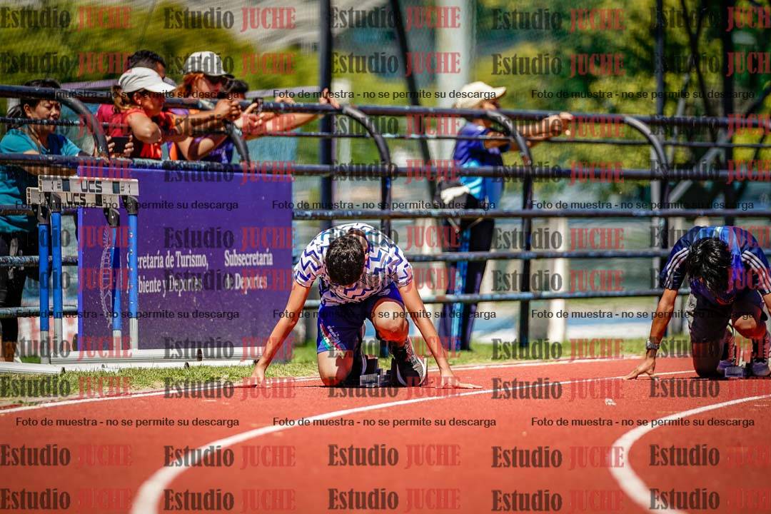 Fotos de los 150 m llanos de varones