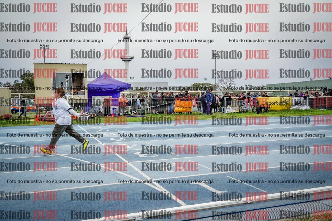 Fotos de los 50 m llanos de mujeres - U12