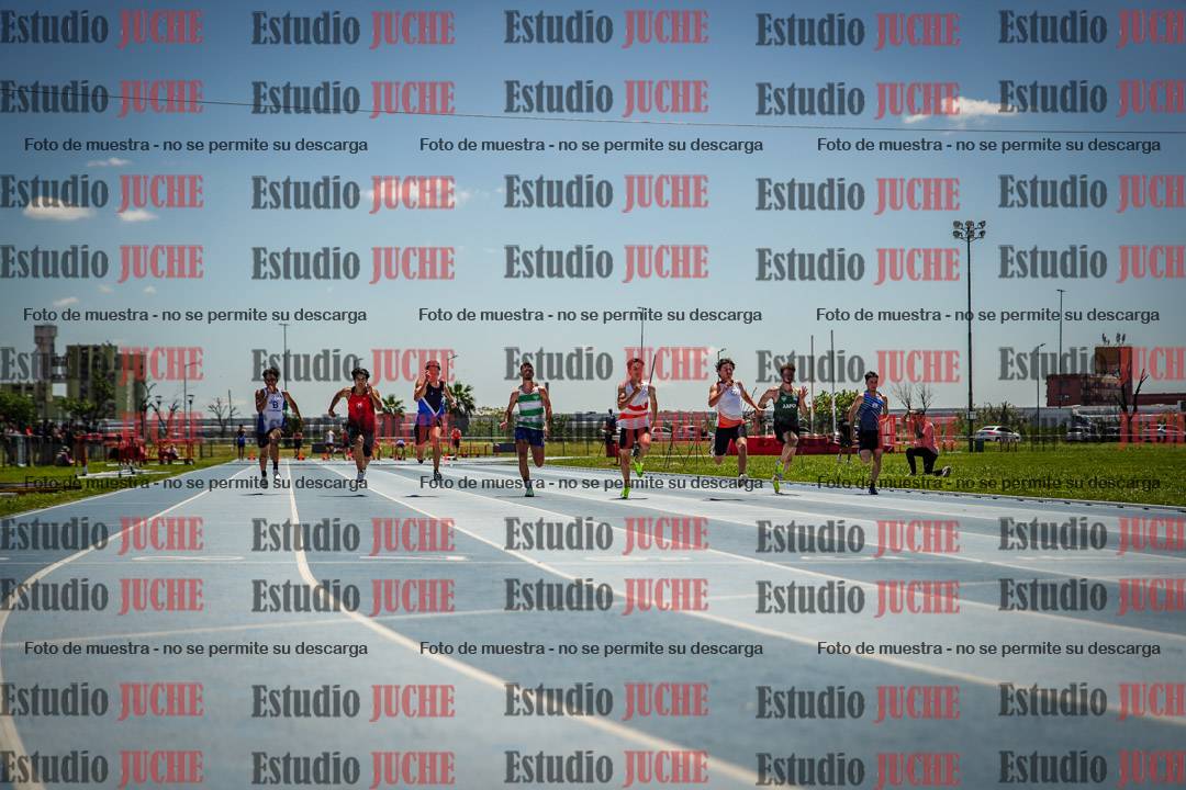 Fotos de los 100 m llanos de varones