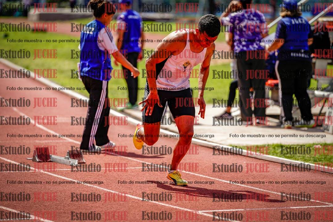 Fotos de los 400 m llanos de varones