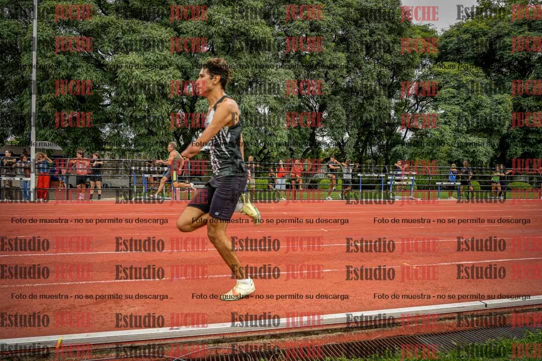 Fotos de los 100 m llanos de varones