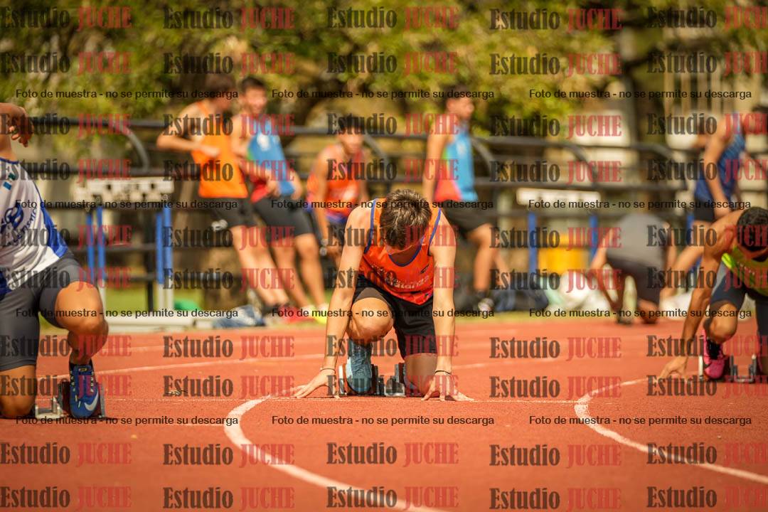 Fotos de los 200 m llanos de varones