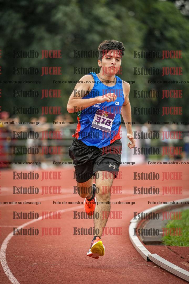 Fotos de los 800 m llanos de varones