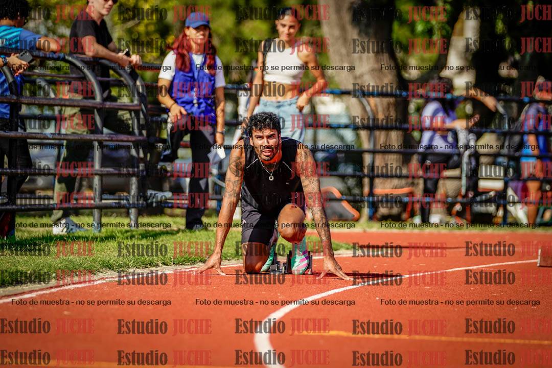 Fotos de los 200 m llanos de varones