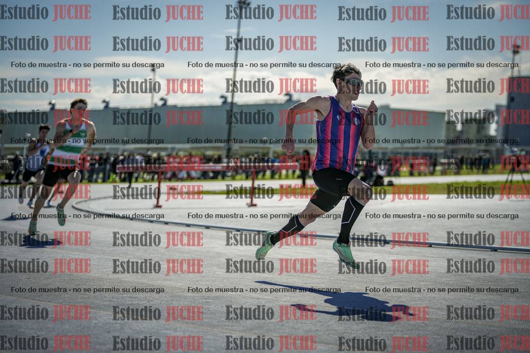 Fotos de los 400 m llanos de varones